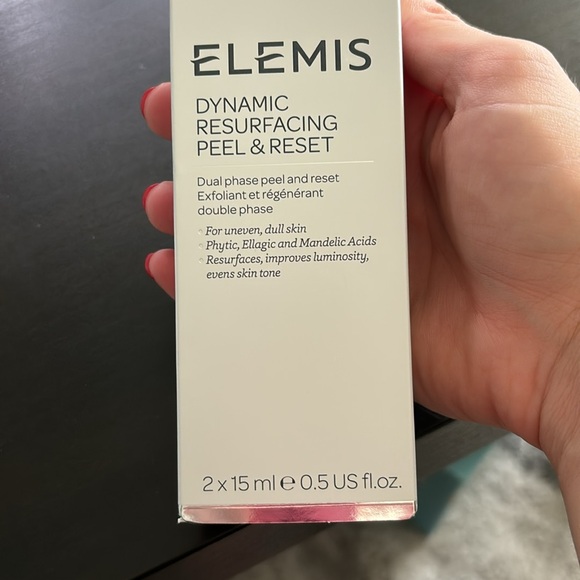Elemis dynamic resurfacing peel and reset - Picture 2 of 5